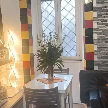 Monoelena نيتّونو